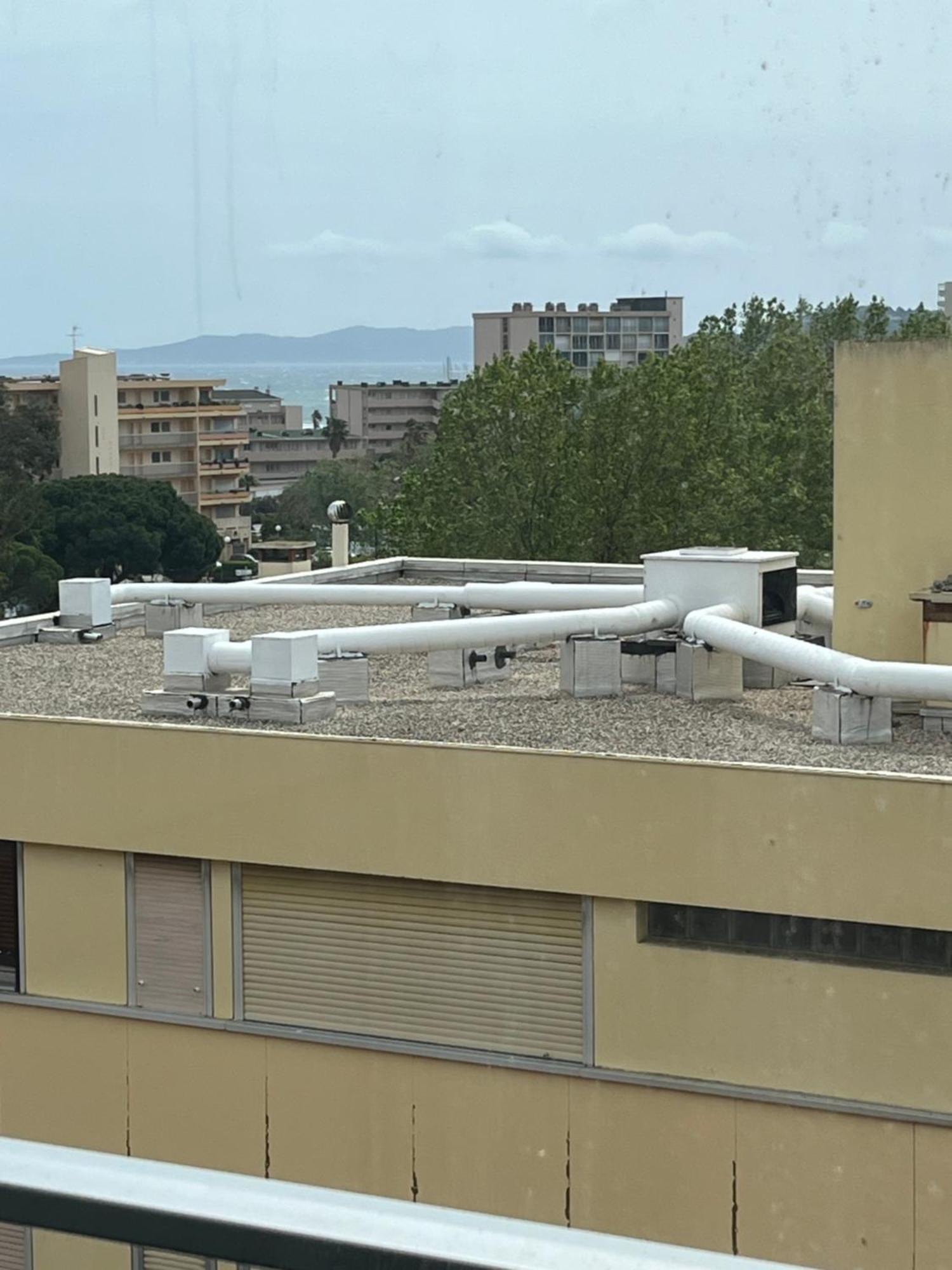 Joli Apartemo O Centro Le Lavandou Zewnętrze zdjęcie